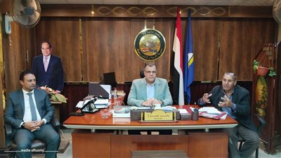 وكيل التعليم بدمياط يبحث مع مجلس الأمناء خطط تطوير العملية التعليمية