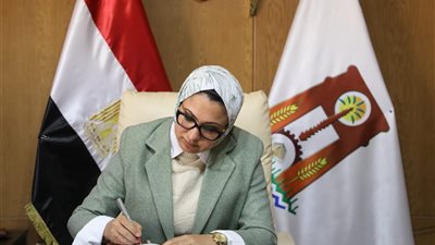 حنان مجدي تعتمد مواعيد امتحانات نهاية العام لمدارس الوادي الجديد