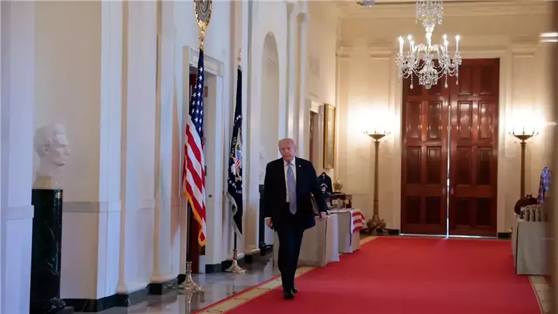  الرئيس الأمريكي