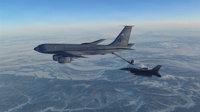 اختفاء طائرة KC-135