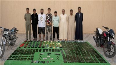مصرع عنصر شديد الخطورة بأسيوط وضبط 720 كيلو مخدرات و72 قطعة سلاح 