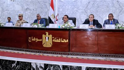 محافظ سوهاج: منع الإجازات لجميع القيادات التنفيذية حتى انتهاء الموجة 29 لإزالة التعديات