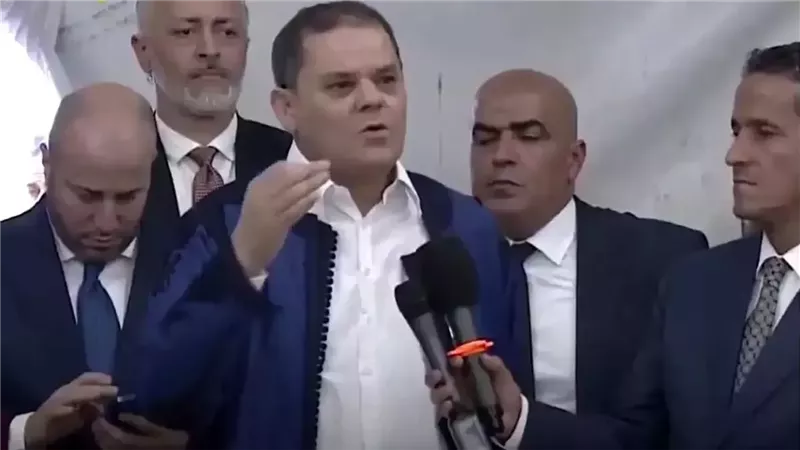 الدبيبة خلال لقائه