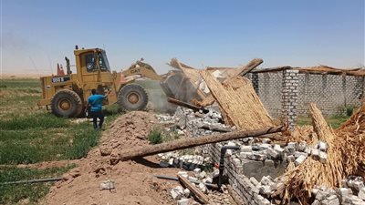 إزالة حالة تعدٍّ على الأرضي الزراعية بمساحة 514 مترًا في الوادي الجديد