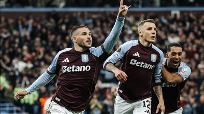 أستون فيلا يسحق نوتنجهام 4-0 ويتأهل لنهائي الدوري الأوروبي
