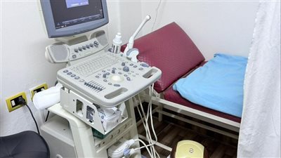 غلق وإنذار 23 منشأة مخالفة خلال حملة للعلاج الحر بالإسماعيلية