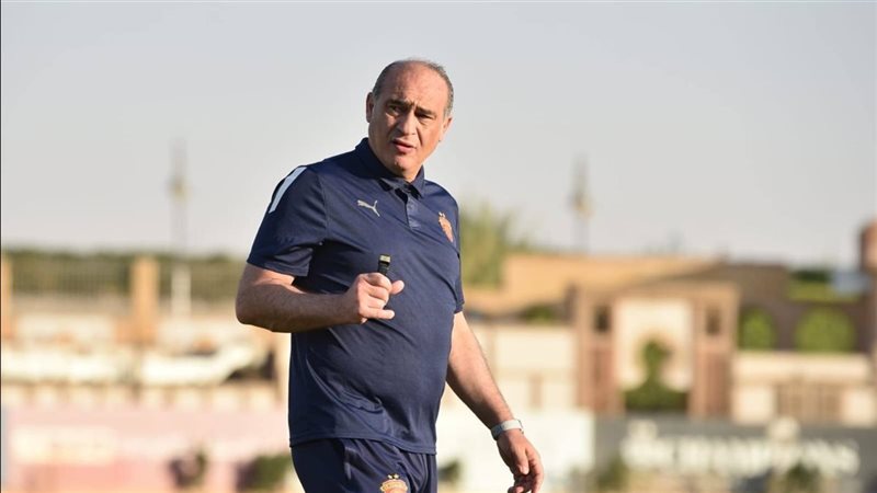 علي ماهر، فيتو
