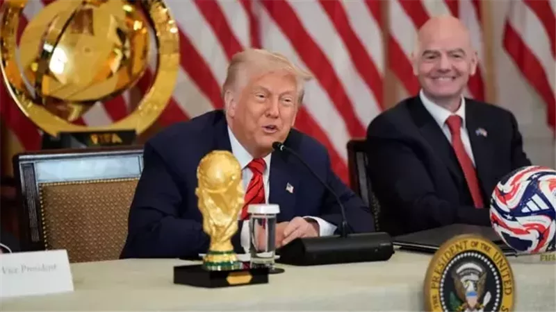 ترامب وإنفانتينو،