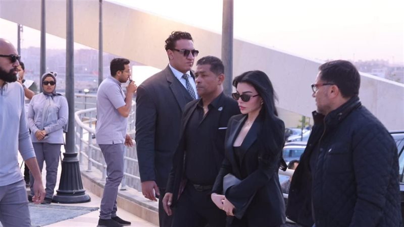 هيفاء وهبي تصل إلى