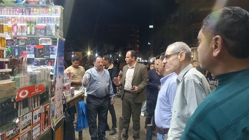 حملة ليلية لرفع الإشغالات