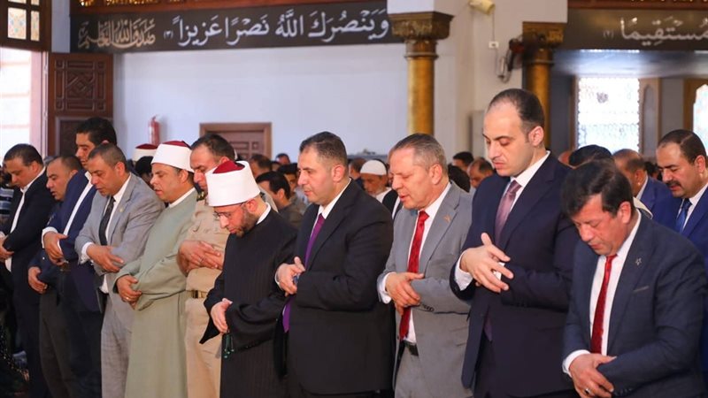 صلاة الجمعة من مسجد