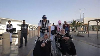 رحلة الحاج المصري بين التنظيم والتكنولوجيا.. بطاقة “نسك” في قلب المنظومة الجديدة.. كواليس بعثة الحج الرسمية.. والداخلية: 4410 حجاج في المدينة المنورة 