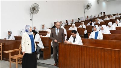 انتظام بلجان الامتحانات العملية بكليات جامعة قناة السويس