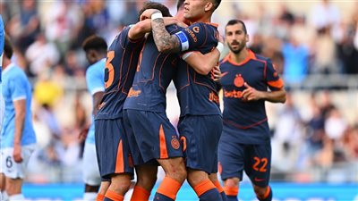 الدوري الإيطالي، إنتر ميلان يتقدم 2-0 أمام لاتسيو بالشوط الأول (فيديو)