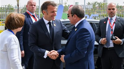 ماكرون للسيسي: مدينة الإسكندرية منارة عالمية للعلم والثقافة