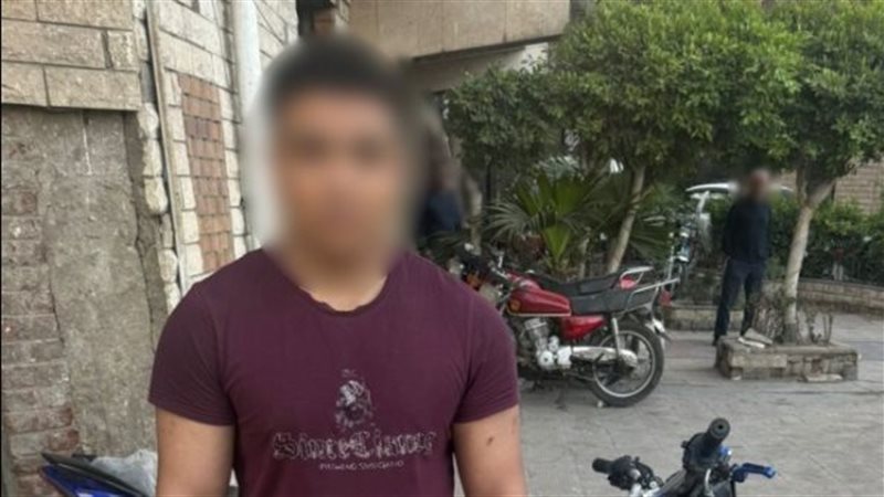 ضبط طالب تعدى على