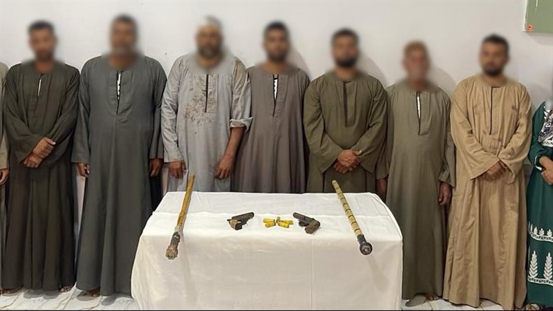 خلافات الجيرة تشعل