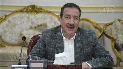 محافظ بورسعيد: تكثيف المرور الميداني على أعمدة الإنارة ومراجعة شاملة للوصلات وصناديق الكهرباء