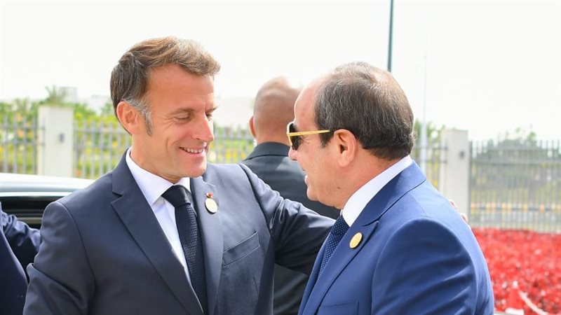 الرئيس السيسي وماكرون