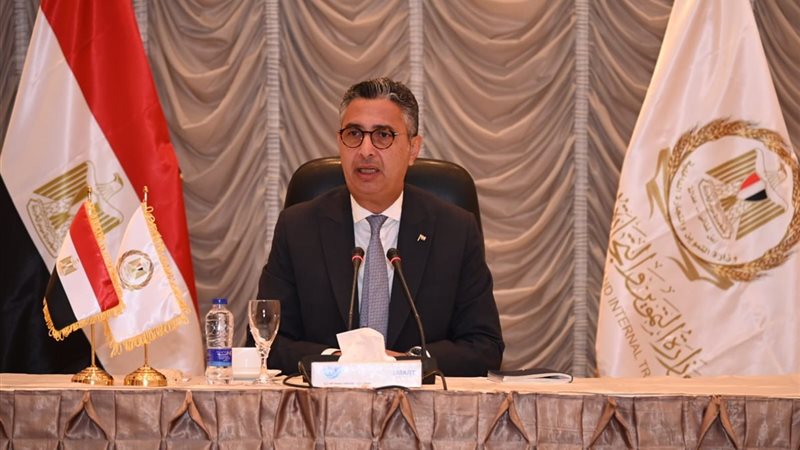 وزير التموين