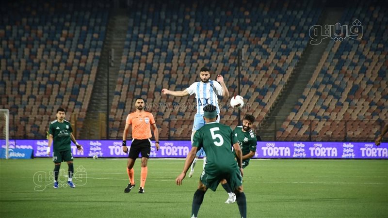 زد وبيراميدز
