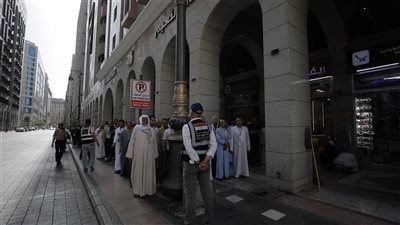 غرفة عمليات حج القرعة بالمدينة المنورة تواصل جهودها لخدمة ضيوف الرحمن