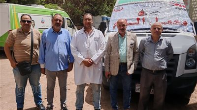 الكشف على 1019 مواطنًا في قافلة طبية بقرية منشأة عمرو ببني سويف