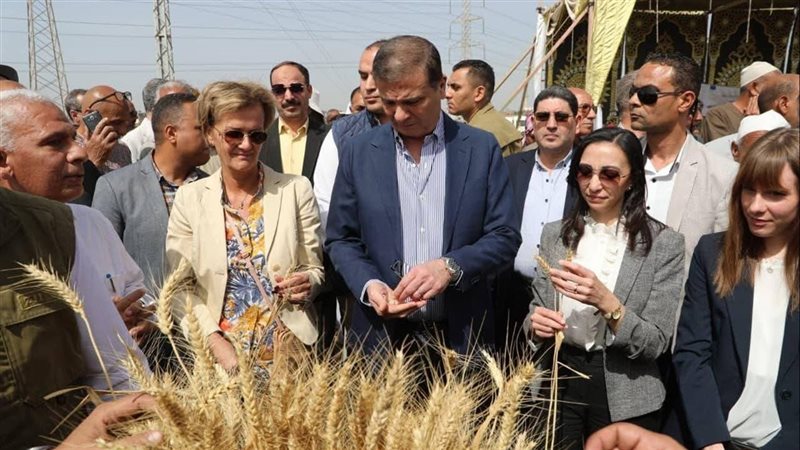 وزير الزراعة في احتفالية
