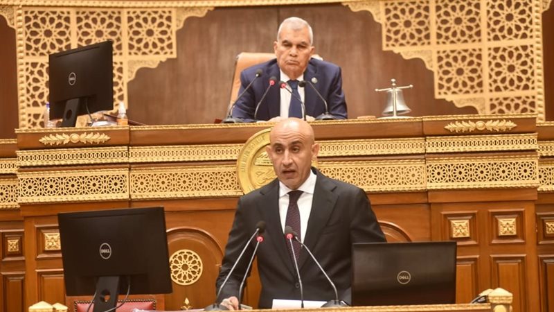 وزير التعليم أمام
