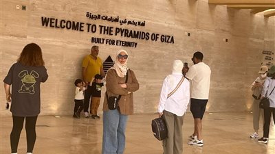 أوراسكوم بيراميدز تخصص خطا ساخنا لتلقي ملاحظات المواطنين على تجربة الزيارة بالأهرامات 