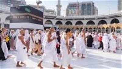 تفسير رؤية الطواف حول الكعبة في المنام وعلاقتها بالسعادة والراحة النفسية 