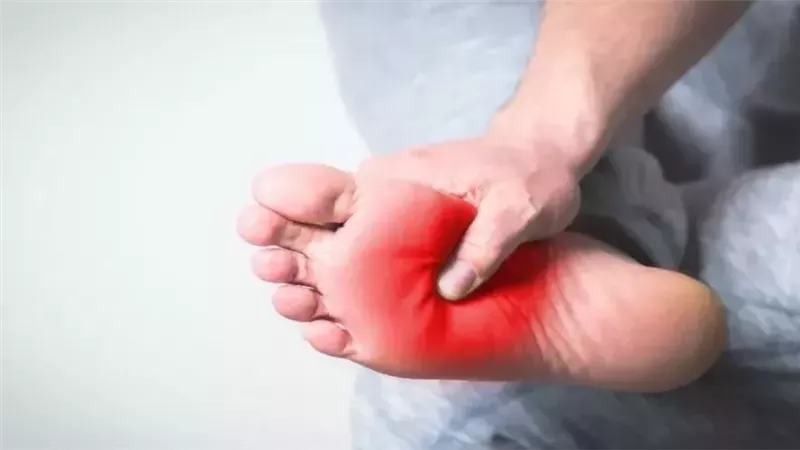 سخونة القدمين، فيتو