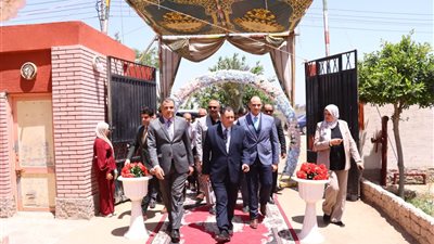 محافظ دمياط يفتتح مدرسة تفتيش السرو للتعليم الأساسي بعد تطويرها