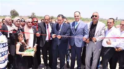 محافظ دمياط يفتتح محطة رفع صرف صحي كرم ورزوق