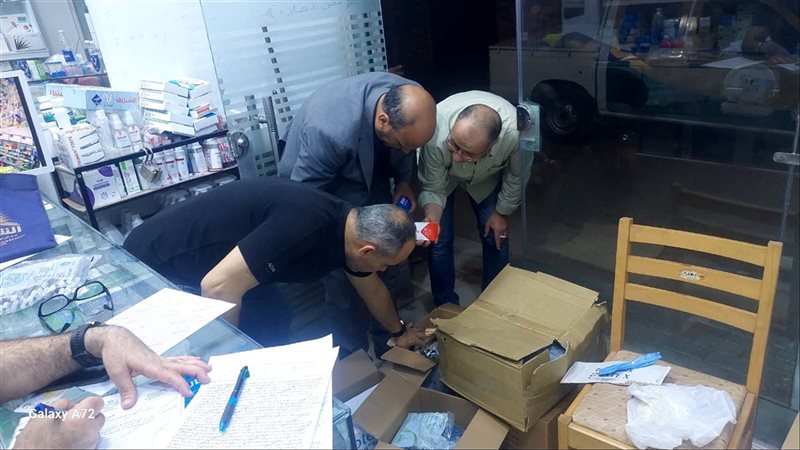 ضبط 6116 عبوة مستلزمات