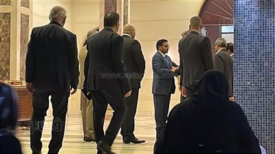 هنيدي وخالد جلال وسامح الصريطي في عزاء عبد الرحمن أبو زهرة (فيديو وصور)
