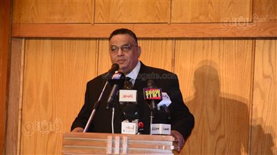 علاء سلامة: مصر كنز لا ينضب من المواهب وطلاب أكاديمية الفنون يستطيعون مواجهة الفن المتردي