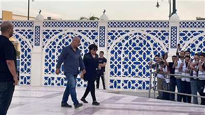 بدء عزاء عبد الرحمن أبو زهرة، وفردوس عبد الحميد أول الحضور (فيديو وصور)
