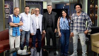 أبطال مسرحية 