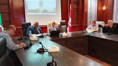استعدادا لاحتفالية المئوية الثانية، اجتماع للجنة التوثيق وحفظ التراث الطبي بقصر العيني