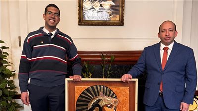 تتويج طبيب مقيم بقصر العيني بالمركز الأول في مهرجان 