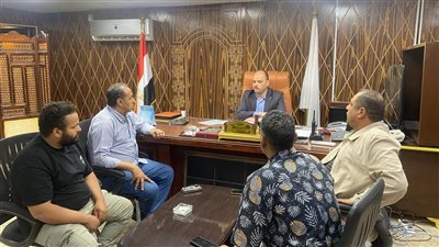 نائب محافظ الوادي الجديد يتابع معدلات الأداء والانضباط الخدمي بالداخلة والفرافرة