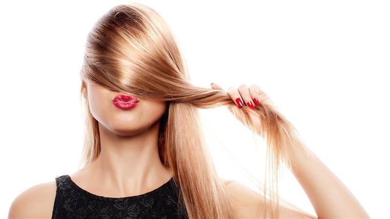 أخطاء تتلف شعرك احذريها،