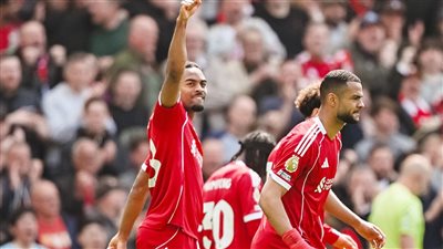 الدوري الإنجليزي، تعادل سلبي بين أستون فيلا وليفربول في 15 دقيقة