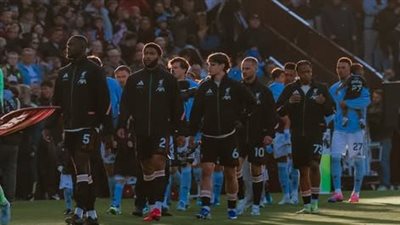 الدوري الإنجليزي، 30 دقيقة بدون أهداف بين أستون فيلا وليفربول