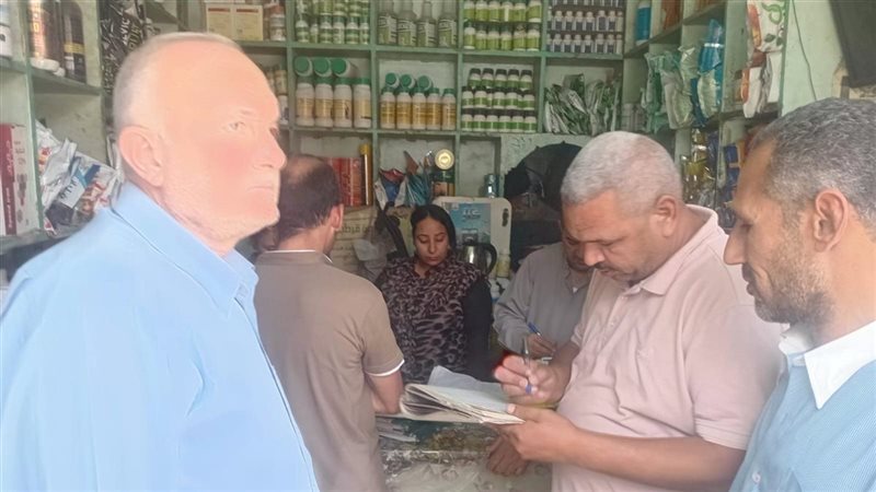 حملة على محال المبيدات،