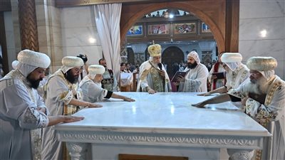 البابا تواضروس يدشن كنيسة في إيبارشية المعادي