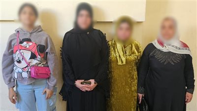 خناقة ستات في الشارع بسبب خلاف على الميراث بالموسكي والأمن يوضح تفاصيل الفيديو