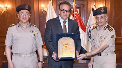 القوات المسلحة توقع بروتوكول تعاون مع وزارة الصحة وتفتتح مركز الباثولوجى