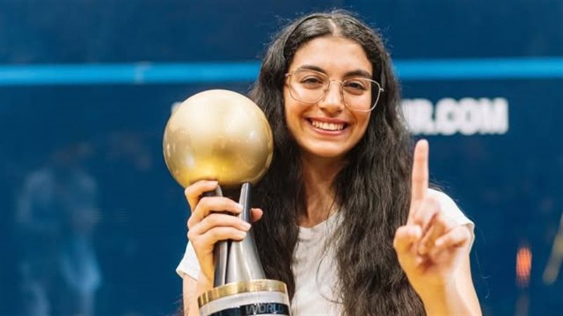 أمينة عرفي، فيتو